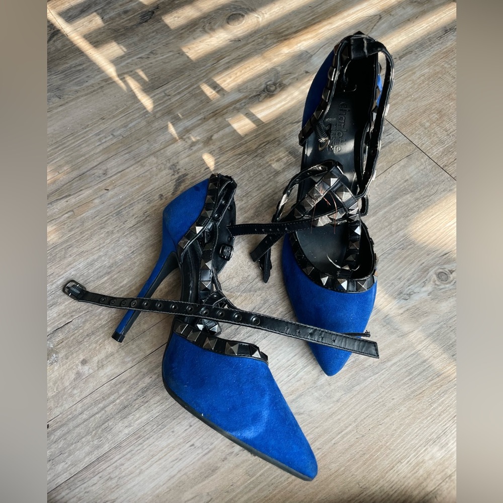 Blue Pointed Toe Heels With Black Studs Size 6 US